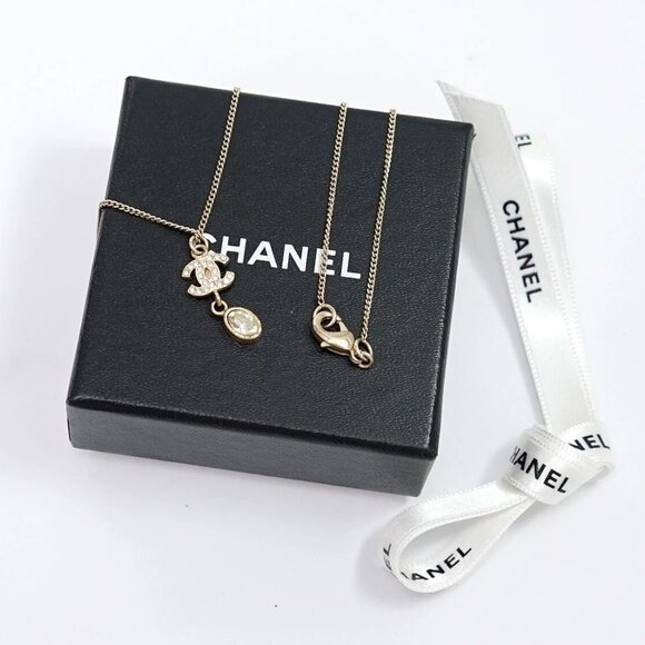 CHANEL CC Logo Rhinestone Drop Necklace 16" Gold Tone 09A Auth w/Box #22300 - Picture 7 of 7